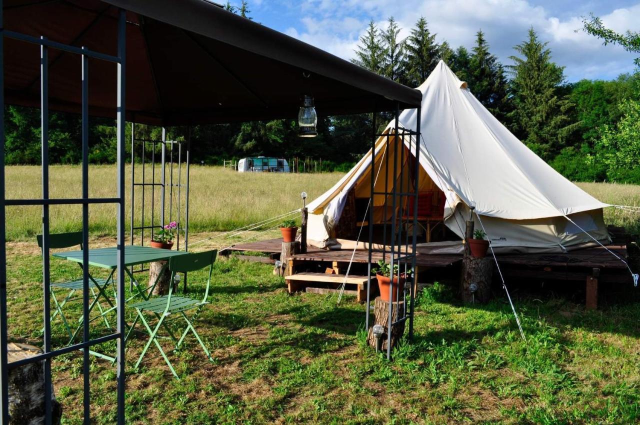 Guillerin Caravan&Glamping Sornac Extérieur photo