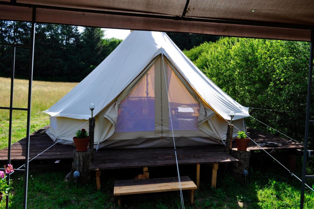 Guillerin Caravan&Glamping Sornac Extérieur photo